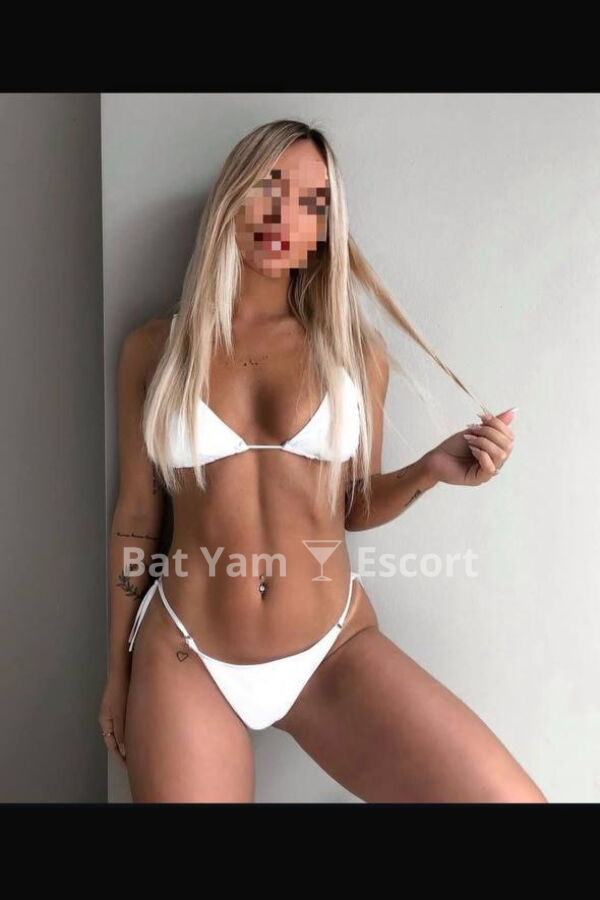 Mia