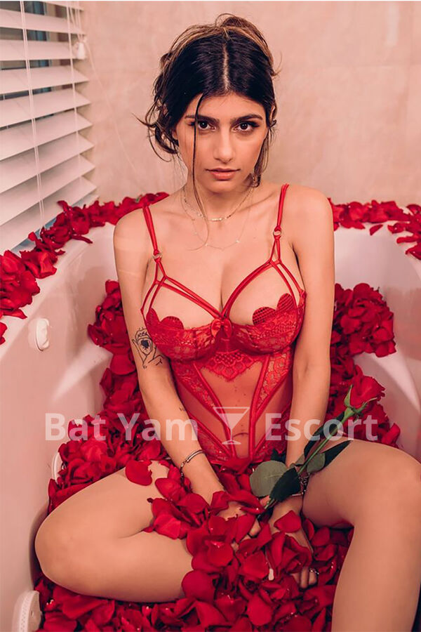 Bella